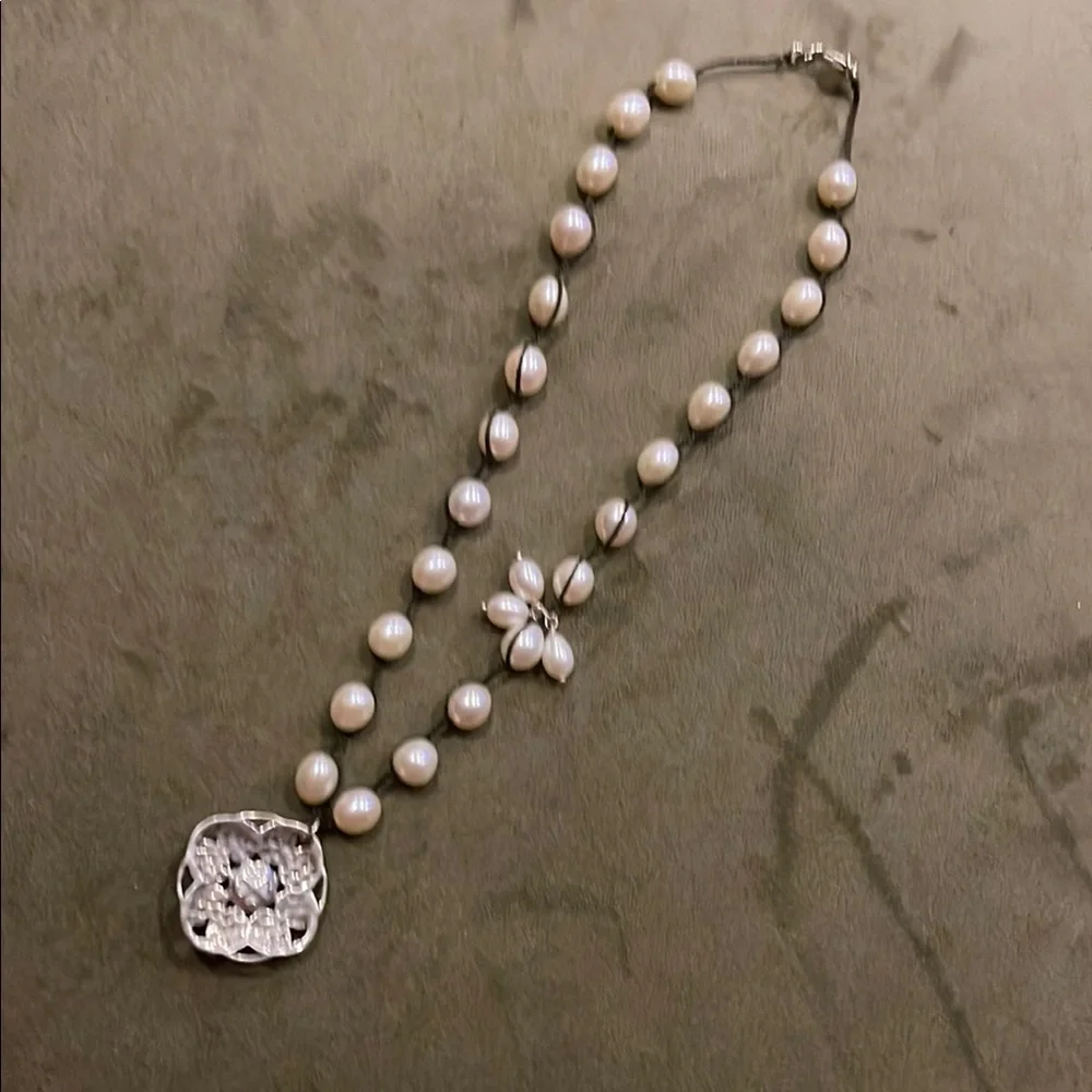 Silpada Sterling & Pearl Necklace with Silver Pendant - Picture 3 of 3